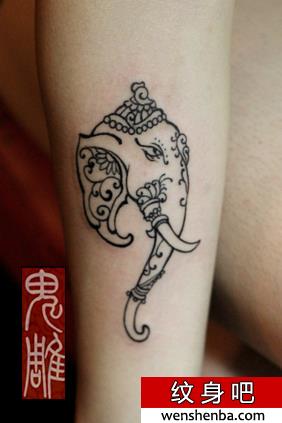 广州纹身店分享手臂简洁小清新象神纹身