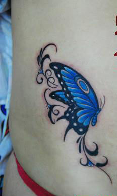 蓝色飞舞的蝴蝶纹身图片