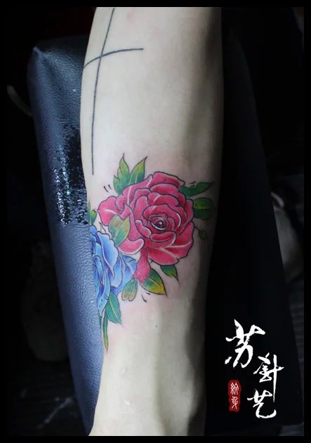 玫瑰花组合纹身