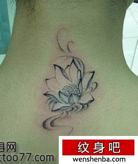 颈部纹身