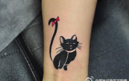 喜欢的可爱图腾猫咪纹身