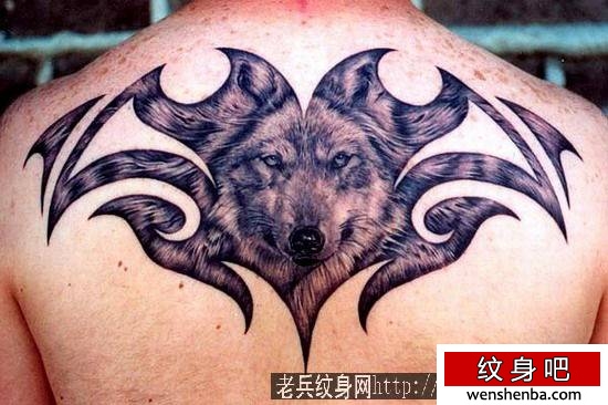 狼纹身时尚霸气背部狼头纹身纹身