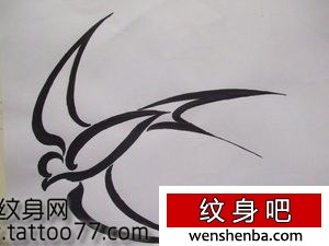 图腾小鸟鸽子纹身