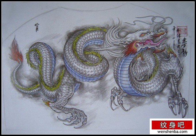 男性后背霸气超酷的半背龙纹身