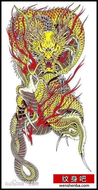 一枚霸气的传统满背龙纹身