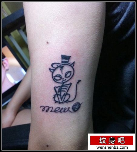 手臂一枚可爱的简单的猫咪纹身