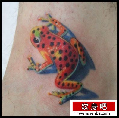 一枚彩色小青蛙纹身