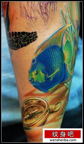 动物纹身手臂3D彩色小金鱼纹身