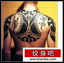 蝎子纹身一枚背部图腾蝎子纹身