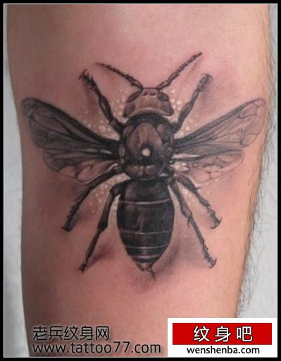 一枚可爱的蜜蜂纹身