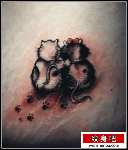 超可爱的小猫咪纹身