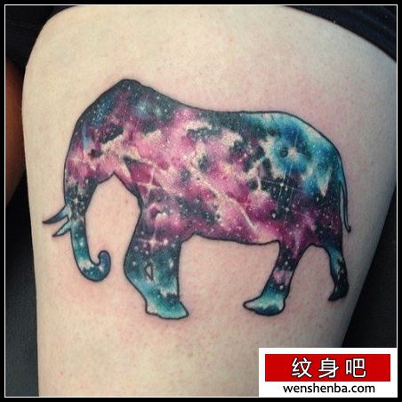 漂亮精致的彩色星空大象纹身