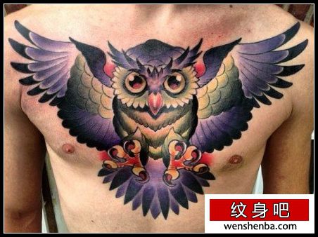 男性前胸帅气帅气的猫头鹰纹身