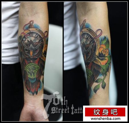 男性手臂个性权威的猫头鹰纹身