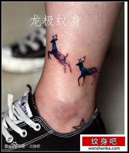 腿部时髦可爱的小鹿纹身
