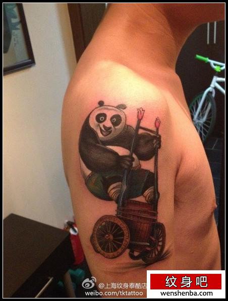 男性手臂功夫熊猫纹身