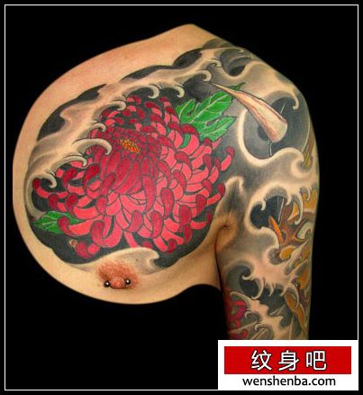 纹身—半胛纹身—般若纹身—菊花纹身