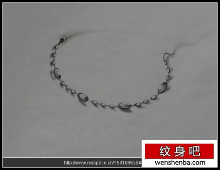 吊链纹身珠子吊链纹身