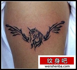 独角兽纹身一张手臂图腾独角兽翅膀纹身