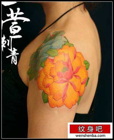 女人喜欢的彩色牡丹花纹身
