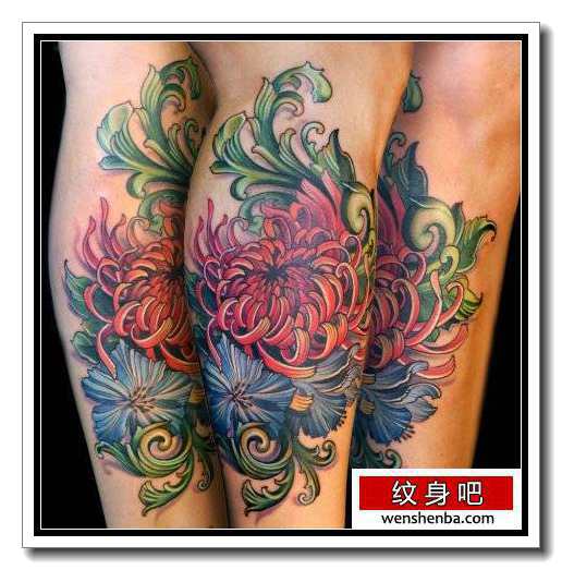 腿部个性漂亮的彩色菊花纹身