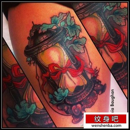 腿部时髦精致的沙漏纹身