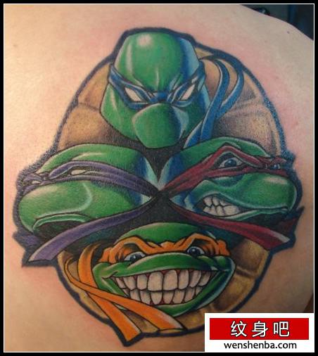 肩背个性很帅的忍者神龟纹身