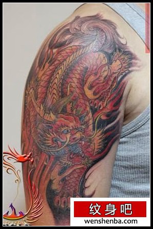 大臂一张帅气的彩色火麒麟纹身图案