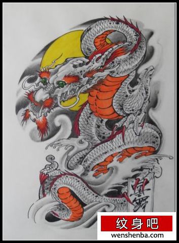 彩色半胛龙披肩龙纹身