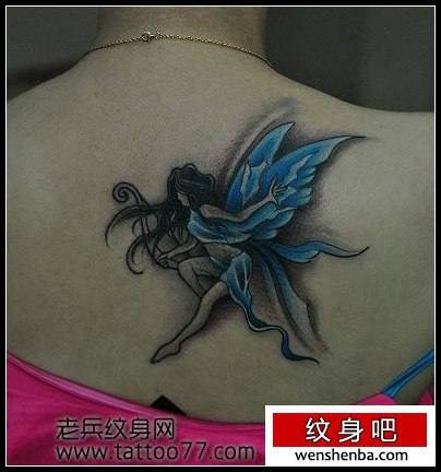 靓女背部精致好看的精灵纹身